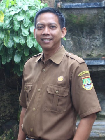 Amron, S.Kom